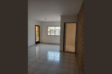 Casa para alugar com 3 quartos, 280m² em Jardim Daysy, São Paulo