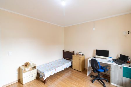 Casa à venda com 356m², 4 quartos e 2 vagasQuarto 1