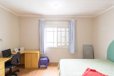 Casa à venda com 356m², 4 quartos e 2 vagasQuarto 2