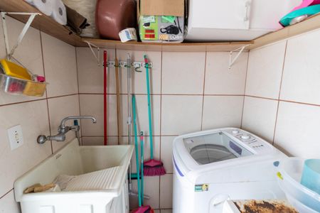 Casa à venda com 356m², 4 quartos e 2 vagasÁrea de Serviço