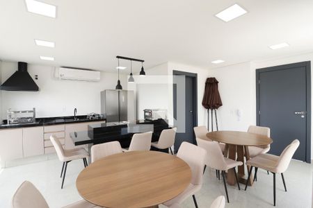 Apartamento para alugar com 45m², 2 quartos e sem vagaÁrea comum - Churrasqueira