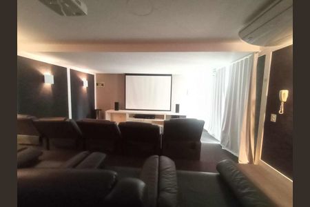 Apartamento à venda com 90m², 2 quartos e 2 vagas Apartamento à venda com 90m², 2 quartos e 2 vagasCinema