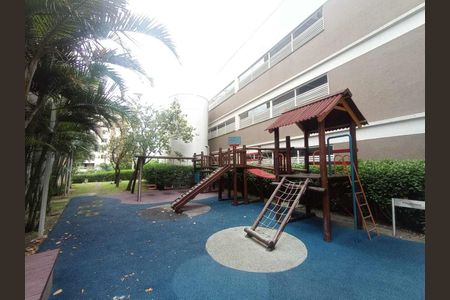 Apartamento à venda com 90m², 2 quartos e 2 vagas Apartamento à venda com 90m², 2 quartos e 2 vagasÁrea comum - Playground