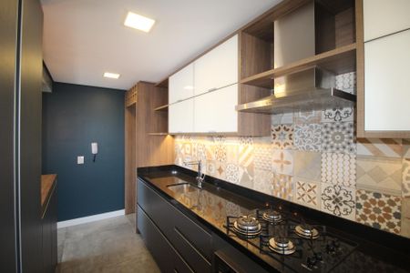 Apartamento à venda com 90m², 2 quartos e 2 vagasCozinha