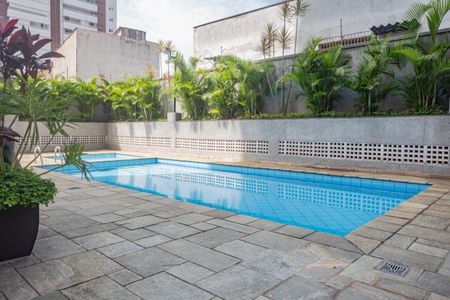 Apartamento para alugar com 85m², 2 quartos e 1 vaga Apartamento para alugar com 85m², 2 quartos e 1 vagaÁrea comum - Piscina