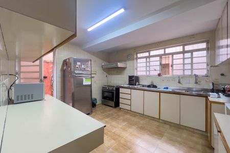 Casa à venda com 132m², 3 quartos e 2 vagasCozinha