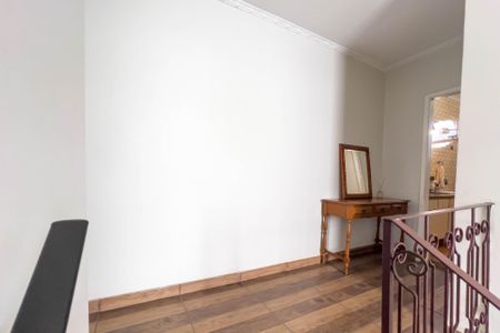 Casa à venda com 132m², 3 quartos e 2 vagasHall