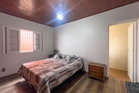 Casa à venda com 132m², 3 quartos e 2 vagasQuarto 2