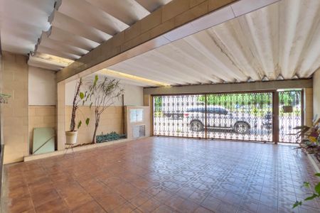 Casa à venda com 132m², 3 quartos e 2 vagasGaragem
