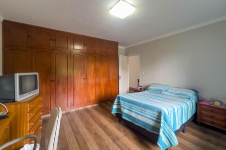 Casa à venda com 132m², 3 quartos e 2 vagasQuarto 1