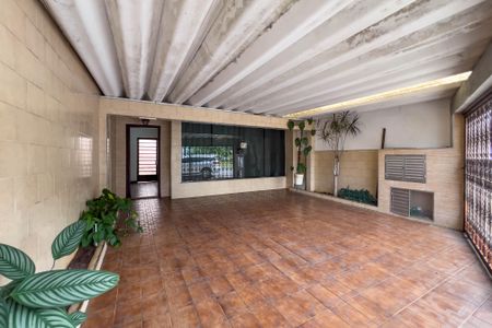 Casa à venda com 132m², 3 quartos e 2 vagasGaragem