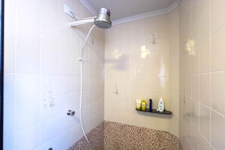 Casa à venda com 132m², 3 quartos e 2 vagasBanheiro do quarto 2