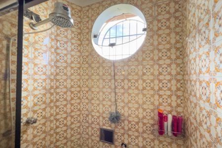 Casa à venda com 132m², 3 quartos e 2 vagasBanheiro