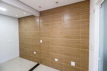 Casa para alugar com 230m², 2 quartos e 1 vaga Casa para alugar com 230m², 2 quartos e 1 vagaEntrada