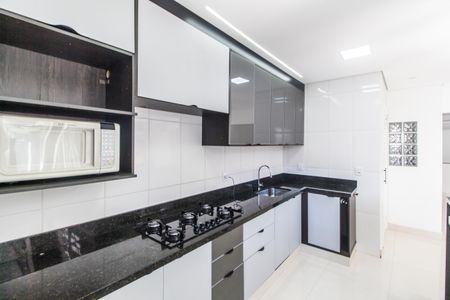 Casa para alugar com 230m², 2 quartos e 1 vaga Casa para alugar com 230m², 2 quartos e 1 vagaCozinha
