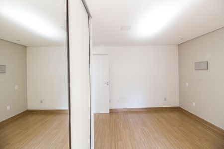 Casa para alugar com 230m², 2 quartos e 1 vaga Casa para alugar com 230m², 2 quartos e 1 vagaSuíte 2