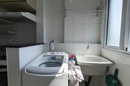 Área de Serviço de apartamento para alugar com 1 quarto, 48m² em Vila Caiçara, Praia Grande