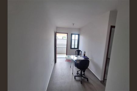 Casa à venda com 2 quartos, 33m² em Vila Constança, São Paulo