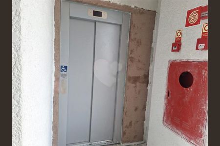 Casa à venda com 33m², 2 quartos e sem vaga