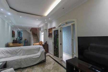 Casa para alugar com 500m², 3 quartos e 2 vagas Casa para alugar com 500m², 3 quartos e 2 vagasSala
