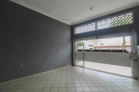 Casa para alugar com 500m², 3 quartos e 2 vagas