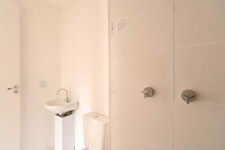 Apartamento para alugar com 44m², 2 quartos e sem vagaBanheiro 