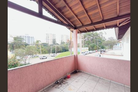 Casa à venda com 128m², 2 quartos e 1 vaga Casa à venda com 128m², 2 quartos e 1 vagaVaranda com Churrasqueira