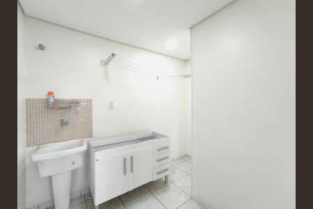 Casa à venda com 128m², 2 quartos e 1 vaga Casa à venda com 128m², 2 quartos e 1 vagaÁrea de Serviço