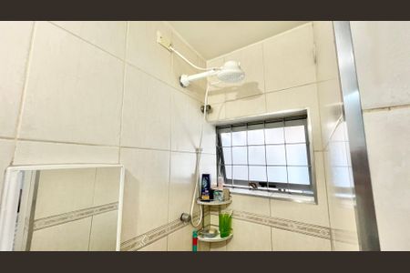 Casa à venda com 110m², 3 quartos e 1 vagaBanheiro de serviço