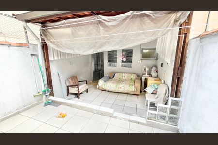 Casa à venda com 110m², 3 quartos e 1 vagaQuintal