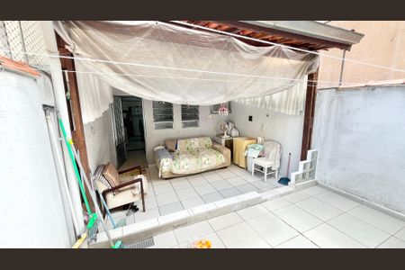 Casa à venda com 110m², 3 quartos e 1 vagaQuintal