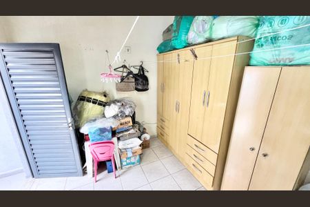 Casa à venda com 110m², 3 quartos e 1 vagaEdícula