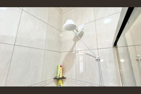 Casa à venda com 110m², 3 quartos e 1 vagaBanheiro