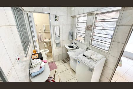 Casa à venda com 110m², 3 quartos e 1 vagaÁrea de Serviço