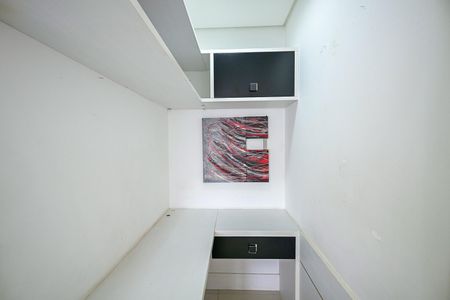 Apartamento à venda com 107m², 3 quartos e 2 vagasEscritório