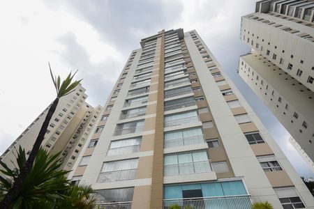 Apartamento à venda com 107m², 3 quartos e 2 vagas Apartamento à venda com 107m², 3 quartos e 2 vagasFachada