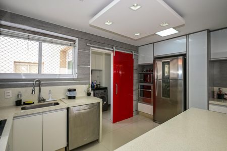 Apartamento à venda com 107m², 3 quartos e 2 vagasCozinha