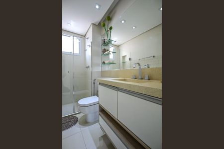 Apartamento à venda com 107m², 3 quartos e 2 vagasBanheiro
