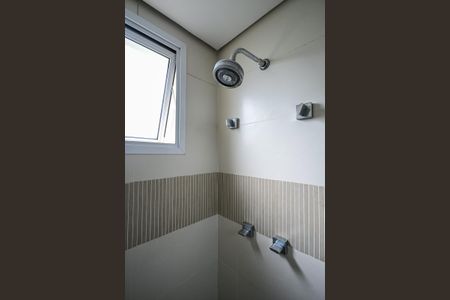 Apartamento à venda com 107m², 3 quartos e 2 vagasChuveiro da Suíte