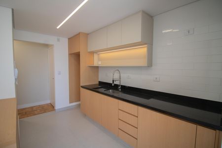 Apartamento à venda com 86m², 3 quartos e 2 vagas Apartamento à venda com 86m², 3 quartos e 2 vagasCOZINHA E ÁREA DE SERVIÇO