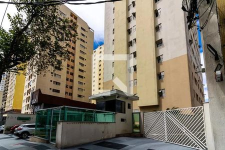 Apartamento à venda com 86m², 3 quartos e 2 vagas Apartamento à venda com 86m², 3 quartos e 2 vagasFACHADA