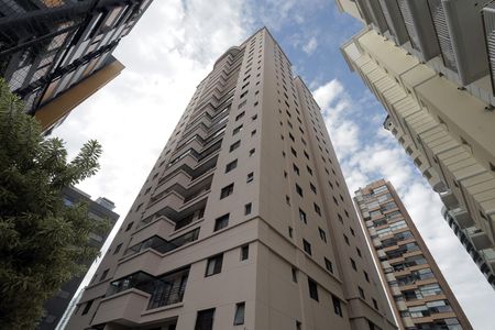 Apartamento à venda com 123m², 3 quartos e 2 vagasFachada