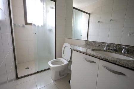 Apartamento à venda com 123m², 3 quartos e 2 vagasBanheiro Quarto Suíte 2