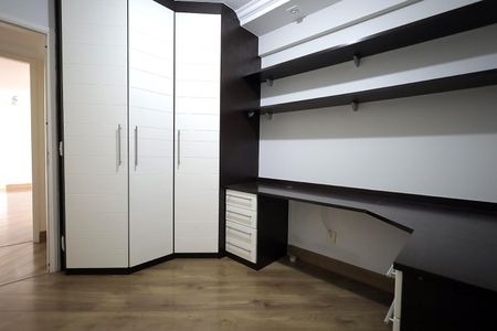 Apartamento à venda com 123m², 3 quartos e 2 vagasQuarto Suíte 2