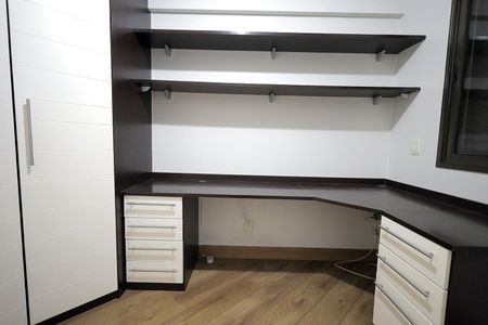 Apartamento à venda com 123m², 3 quartos e 2 vagasQuarto Suíte 2