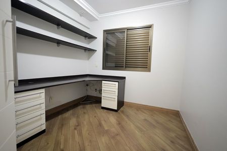 Apartamento à venda com 123m², 3 quartos e 2 vagasQuarto Suíte 2