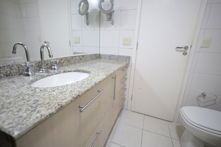 Apartamento à venda com 123m², 3 quartos e 2 vagasBanheiro Quarto Suíte 3