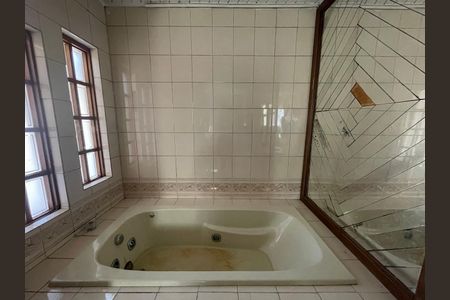 Casa para alugar com 100m², 2 quartos e 1 vaga