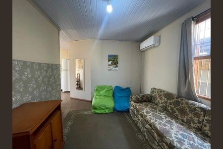 Casa para alugar com 2 quartos, 100m² em Scharlau, São Leopoldo