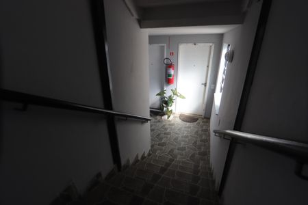 Apartamento à venda com 49m², 2 quartos e 1 vagaEscada